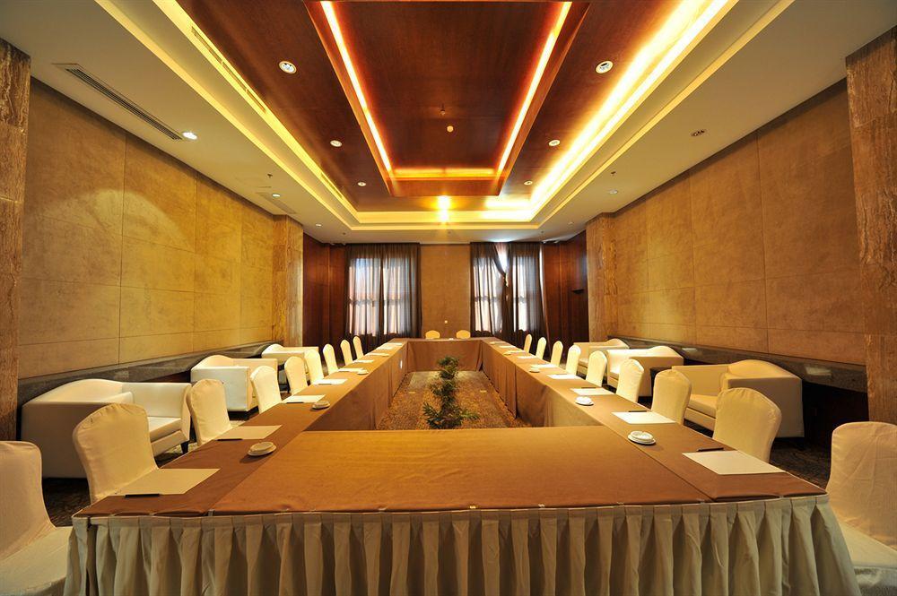 S&N Dalian Hotel Екстер'єр фото