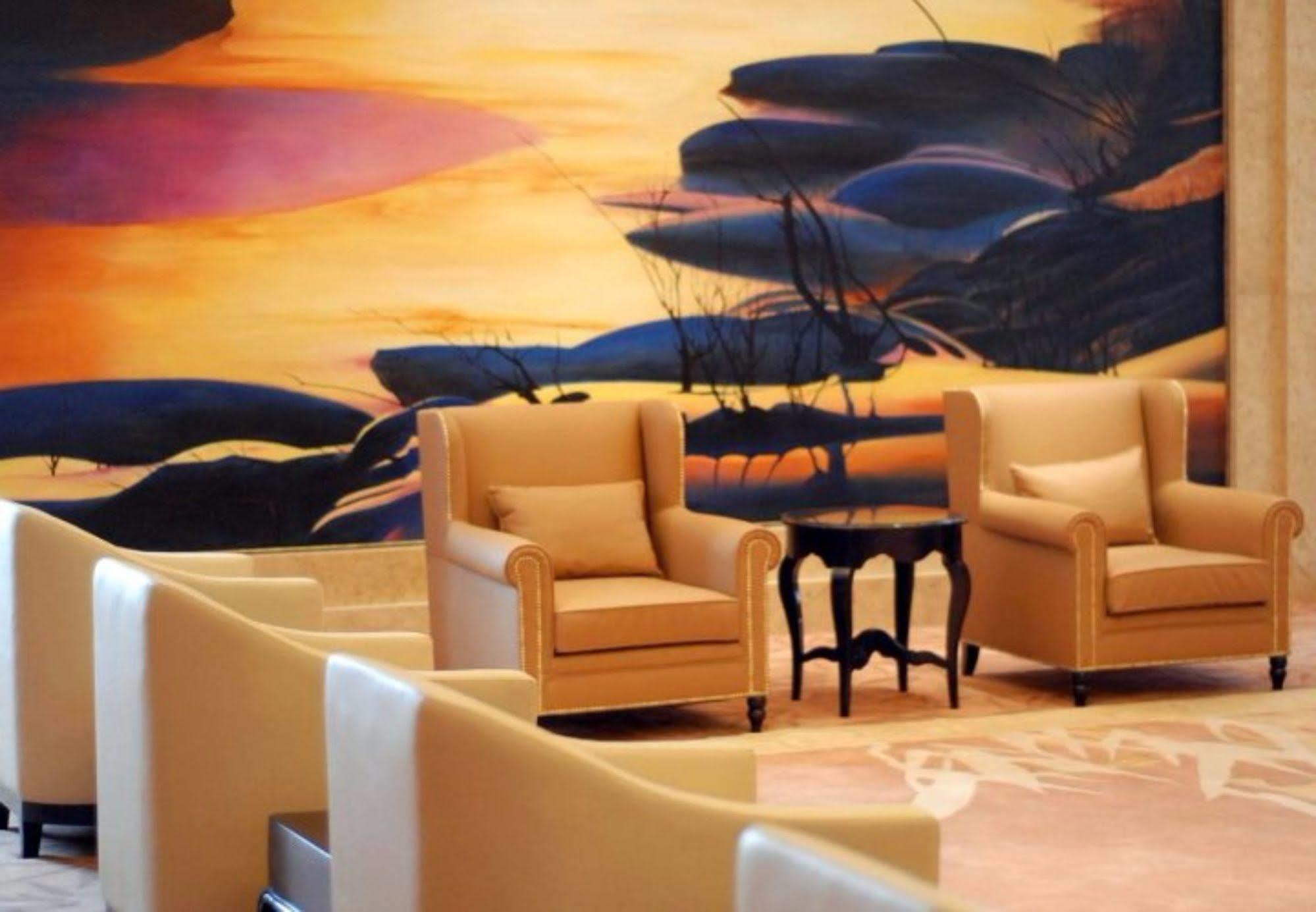 S&N Dalian Hotel Екстер'єр фото