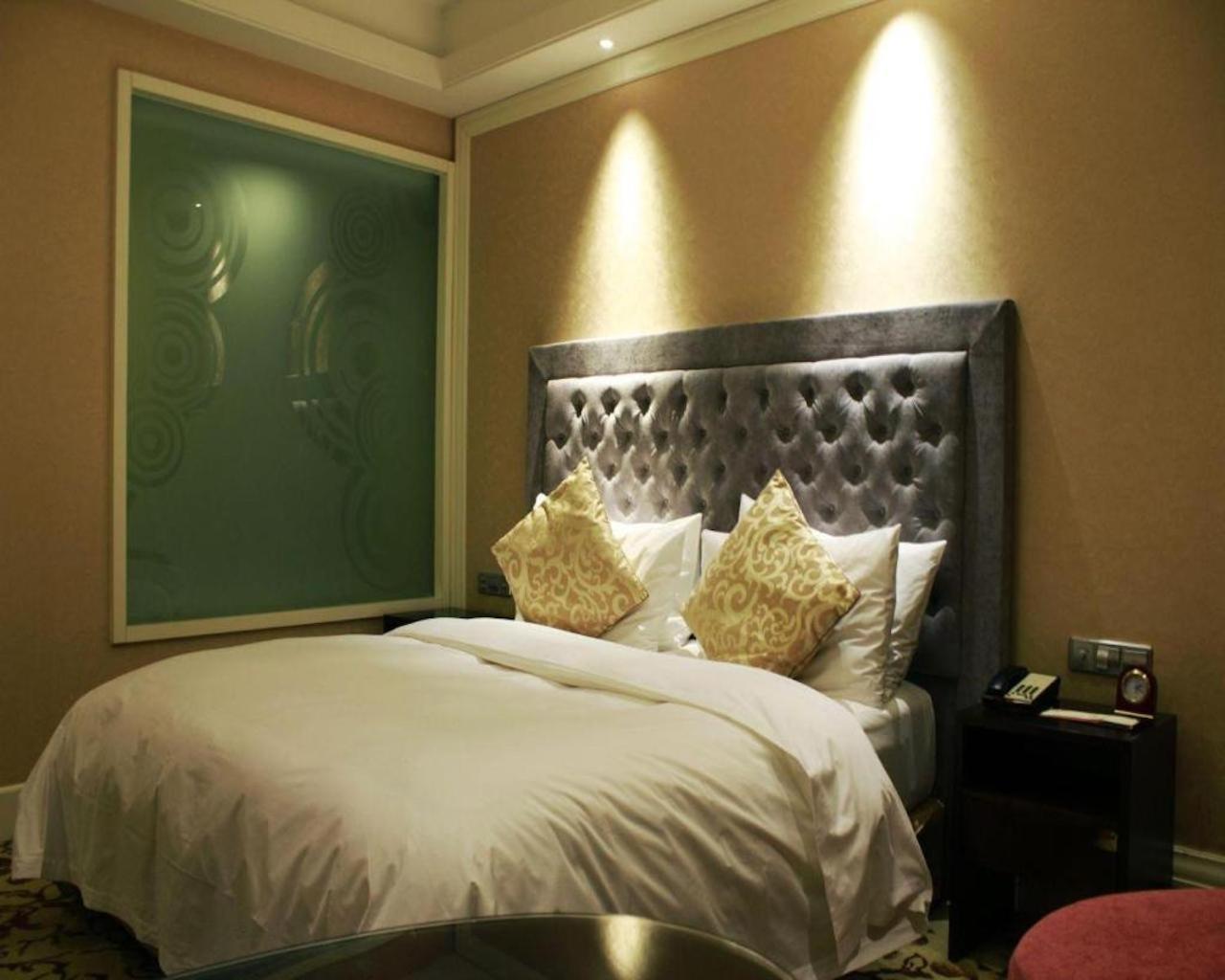S&N Dalian Hotel Екстер'єр фото