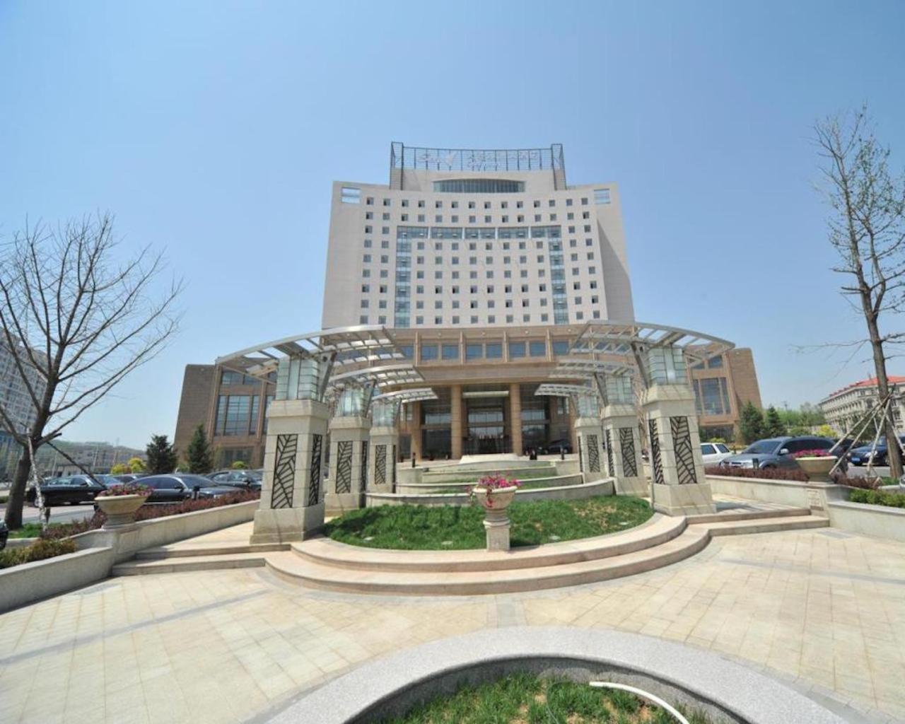S&N Dalian Hotel Екстер'єр фото