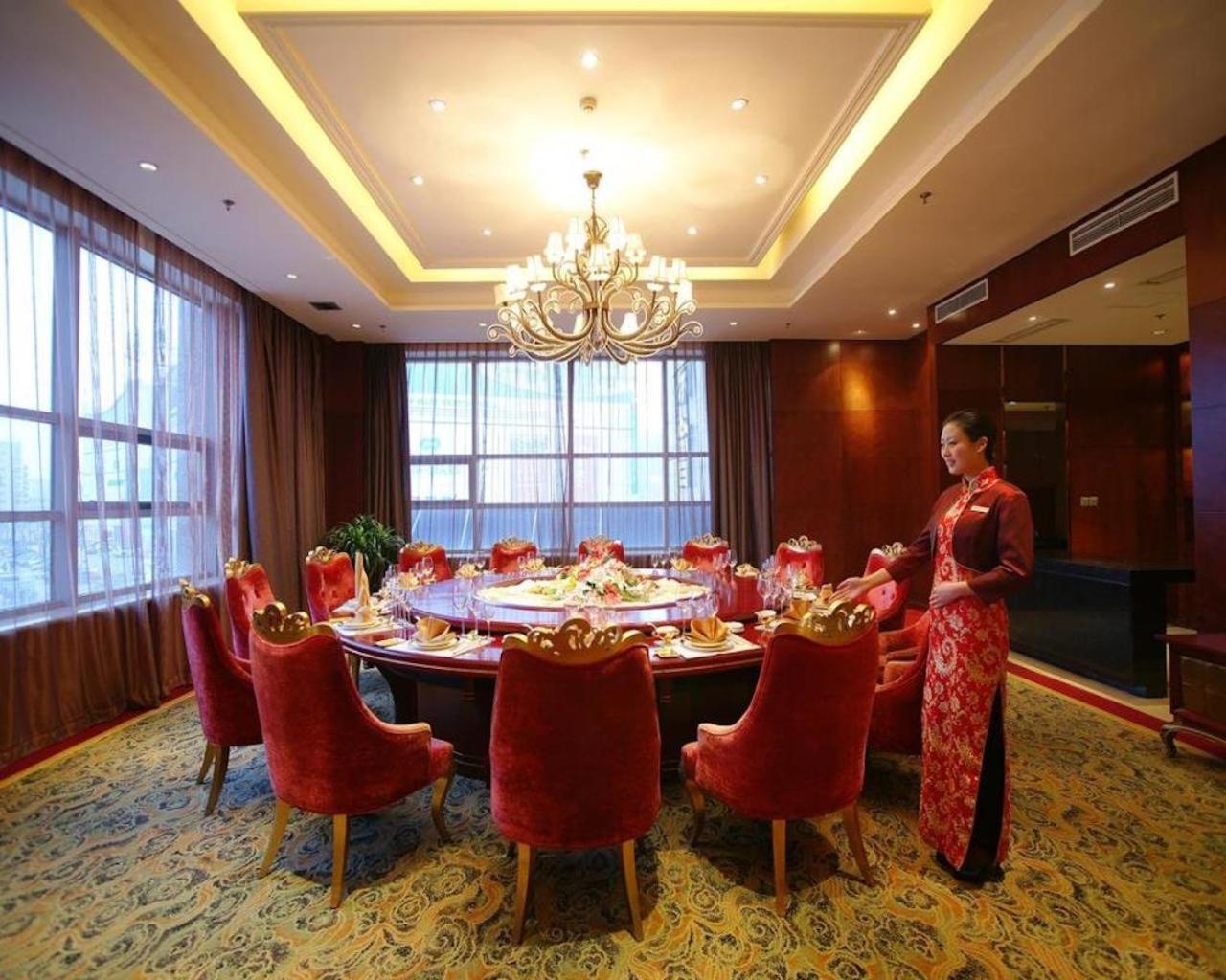 S&N Dalian Hotel Екстер'єр фото