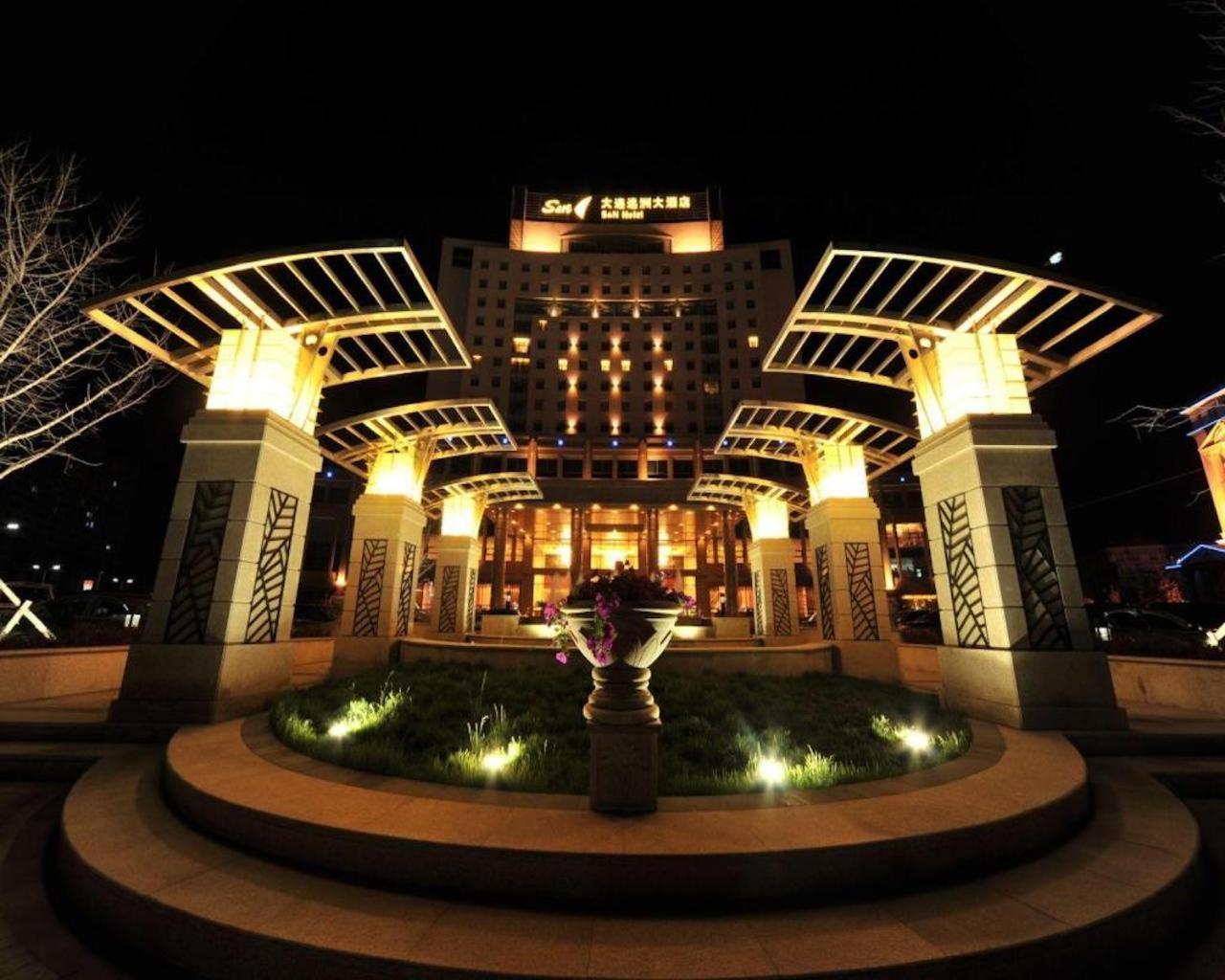 S&N Dalian Hotel Екстер'єр фото
